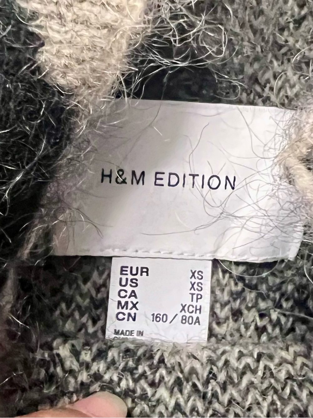 H&M Premium Selection Zebra Print Mohair Blend Mock Neck Sweater XS - Picture 3 of 7